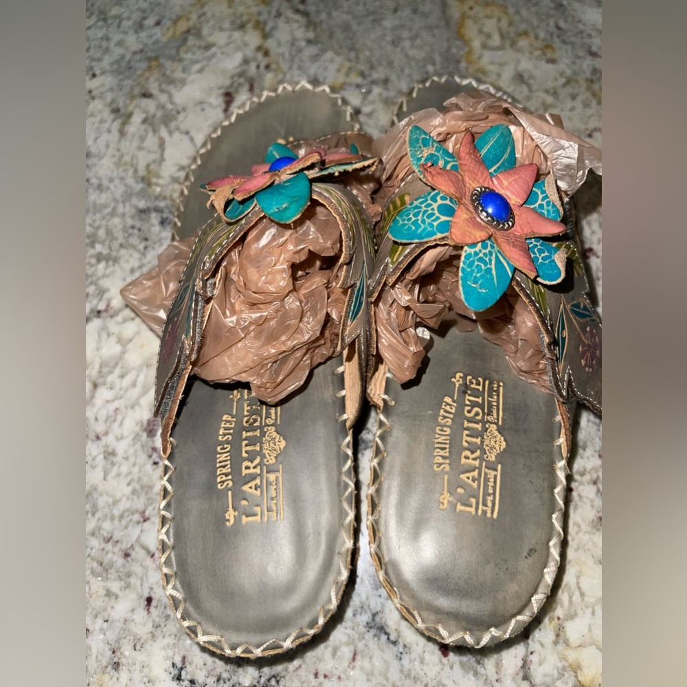 L’Artiste Spring Step Sandals